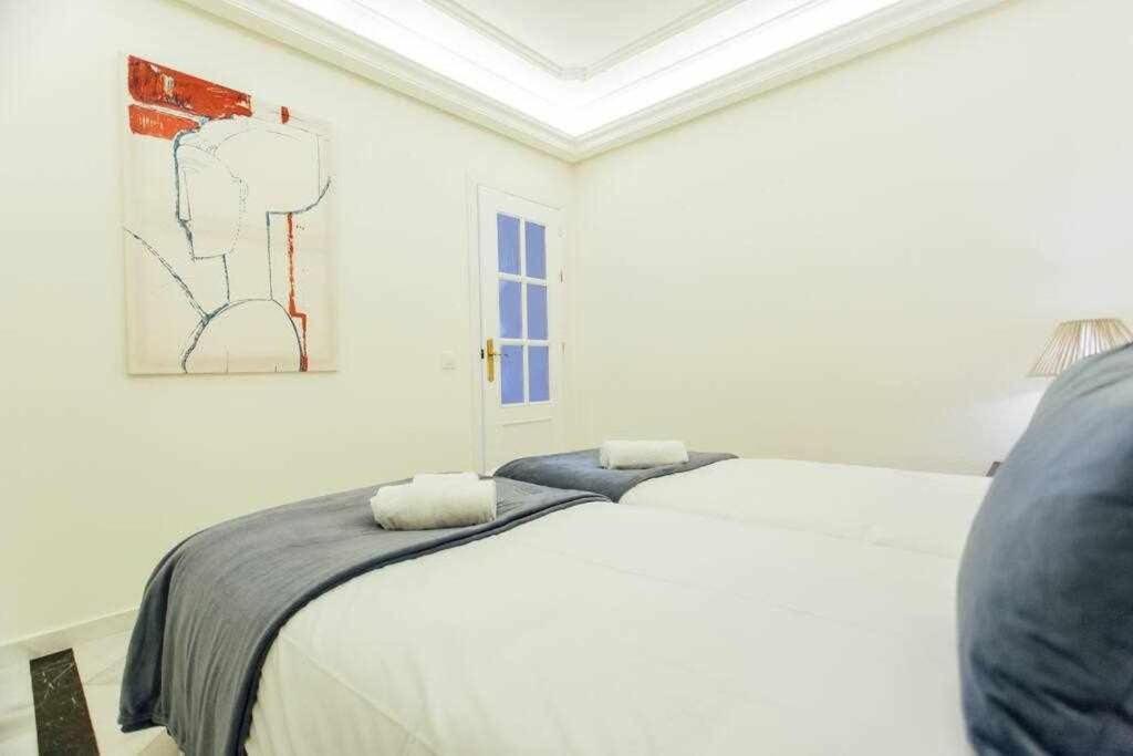 Apartamento Boutique Abades Севилья Экстерьер фото