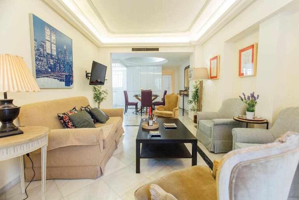Apartamento Boutique Abades Севилья Экстерьер фото