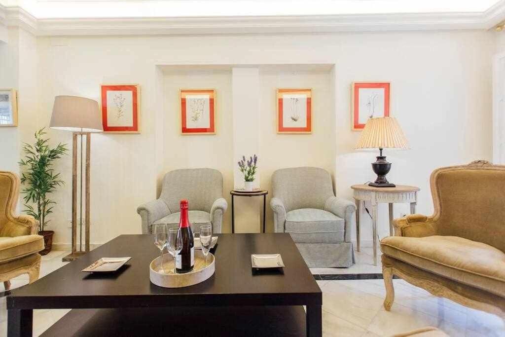 Apartamento Boutique Abades Севилья Экстерьер фото