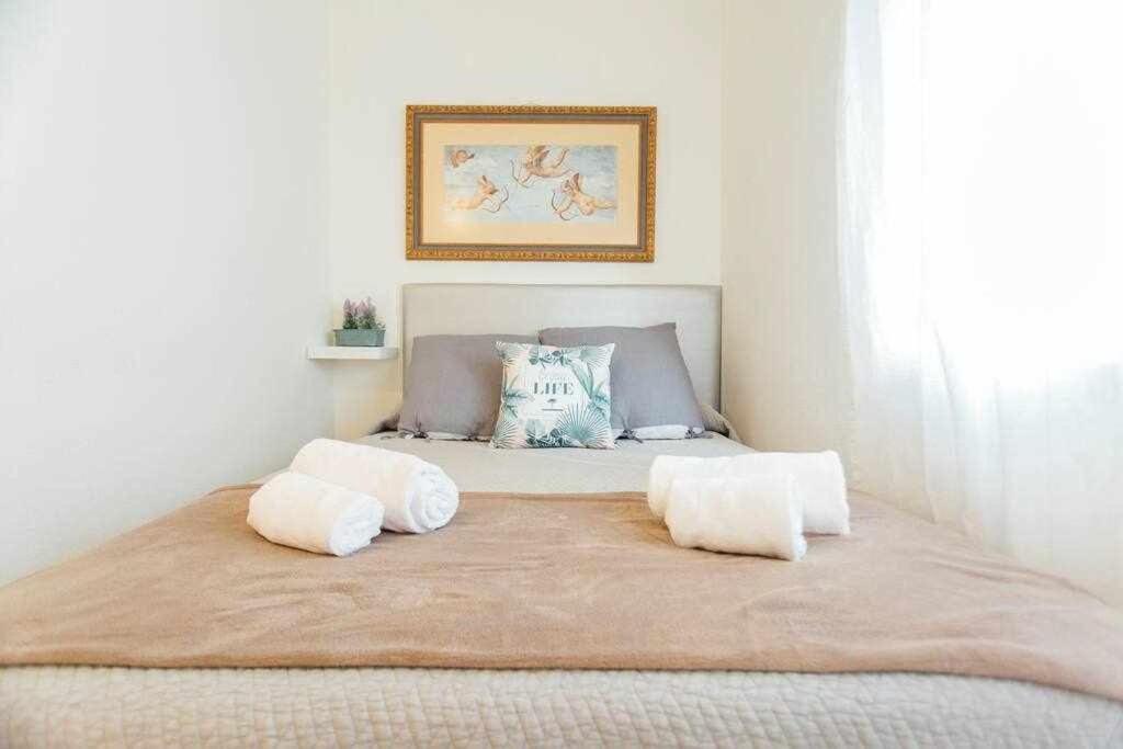 Apartamento Boutique Abades Севилья Экстерьер фото